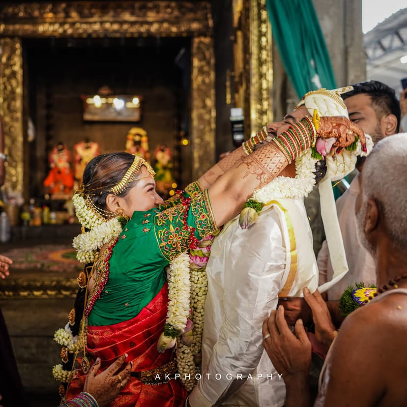 Wedding Photoshoot of Gowtham & Akshaya in Dindigul by AK Photography