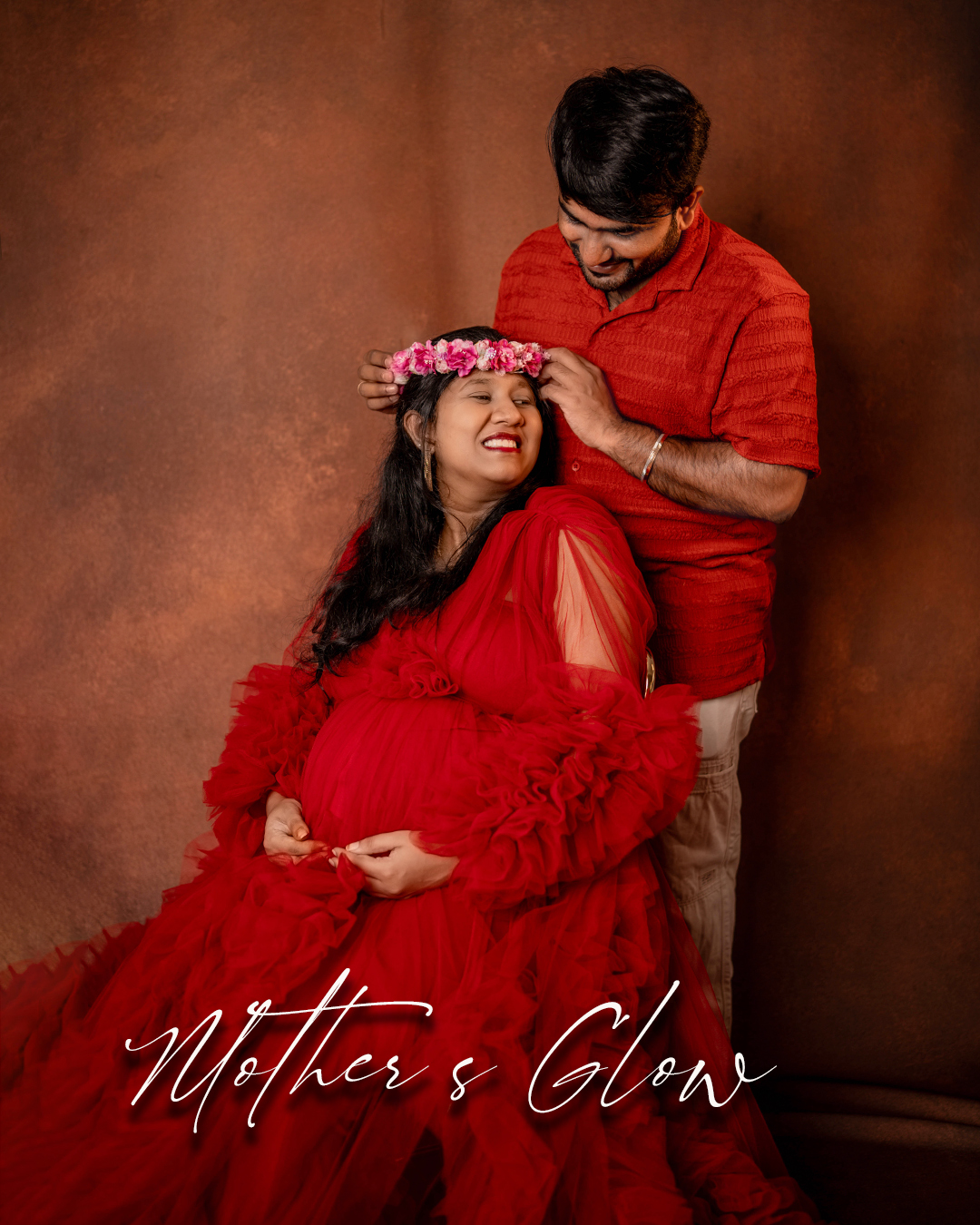 Romantic pregnancy milestone portrait of Aadhithya and Gayathiri in Sulur by AK Photography