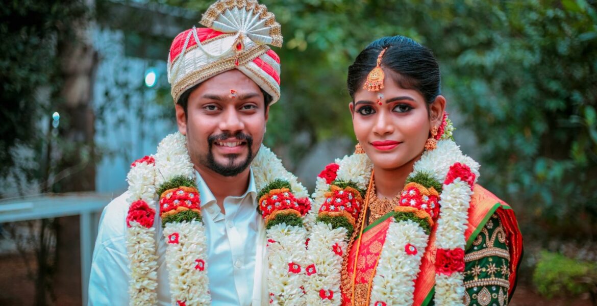 Kumbakonam Wedding Photoshoot Capturing Karthik and Jayalakshmi's Joyous Celebration