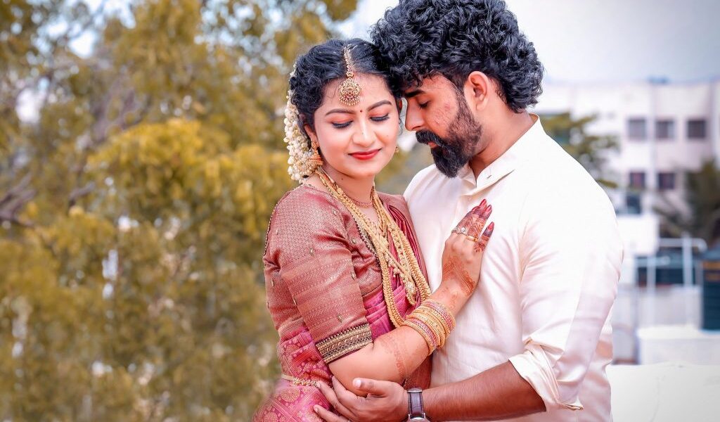 Outdoor couple photoshoot by AK Photography Coimbatore.