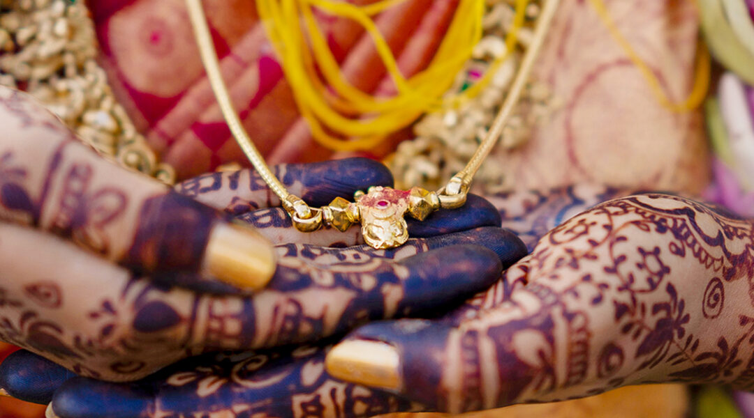 Wedding Photography Karur: Praveen and Nandhitha's Dreamy Photoshoot by AK Photography Coimbatore