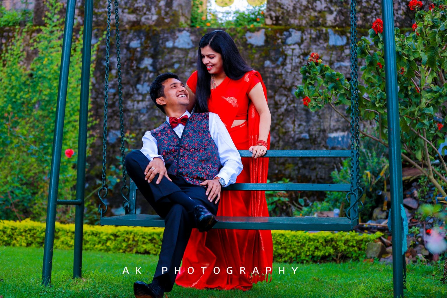Kotagiri Post-Wedding Photoshoot Celebrating Tradition and Nature's Beauty for Vignesh and Abirami's Wedding