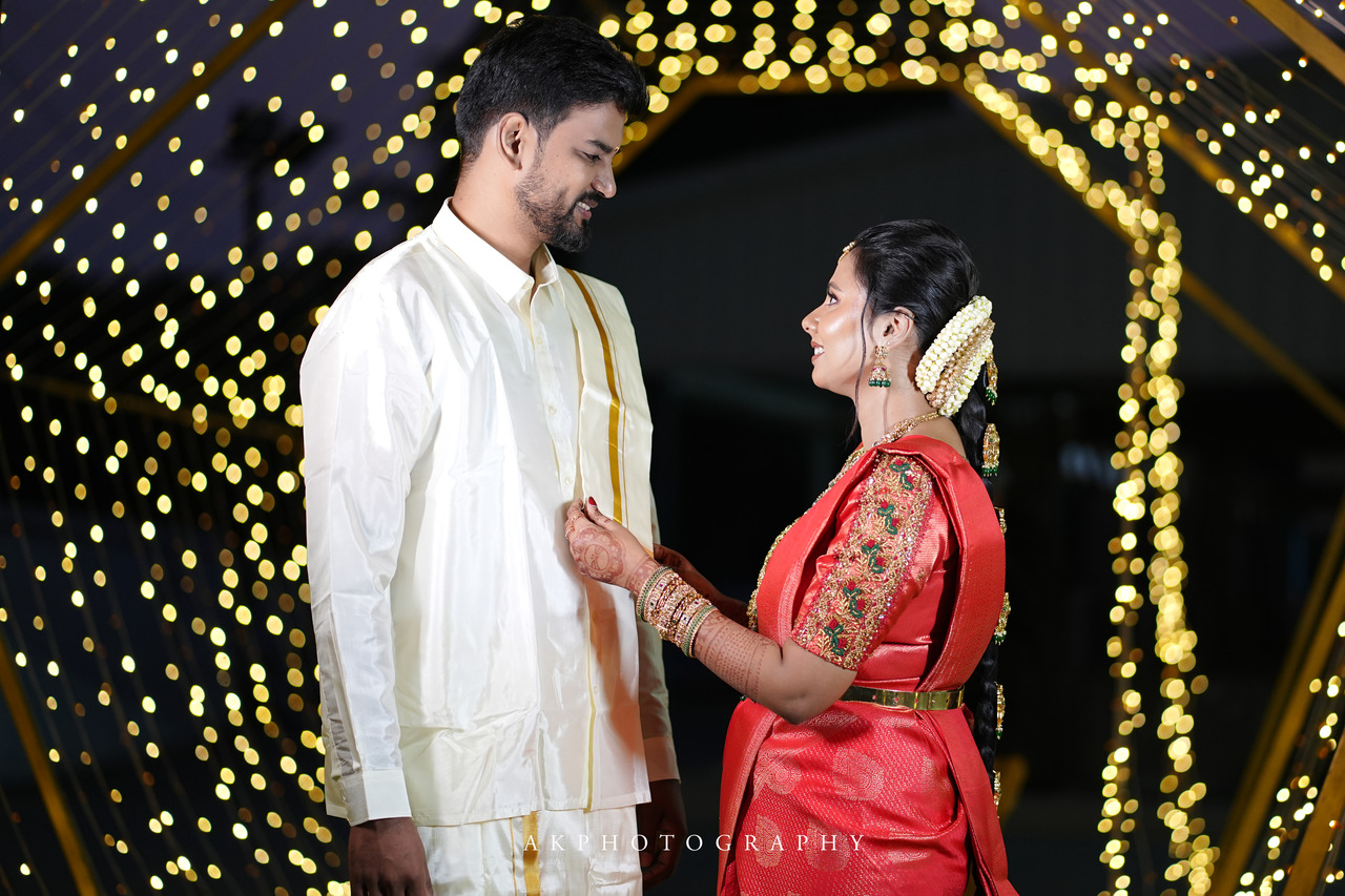 Wedding Photoshoot: Madhan and Preethe's Enchanting Love Story Captured by AK Photography 