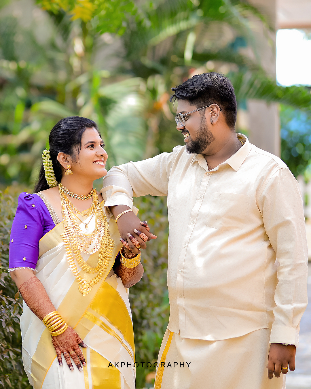 Wedding Photoshoot Perundurai – Santhosh & Sruthi’s Beautiful Wedding Moments by AK Photography